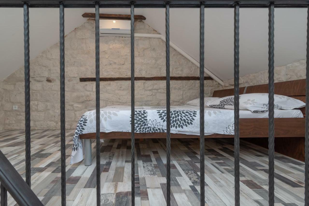 Apartman Skuribanda 特罗吉尔 外观 照片