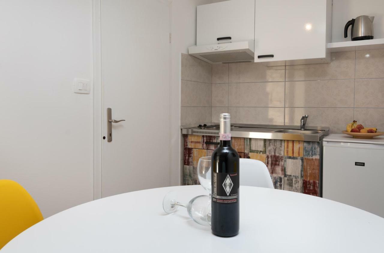 Apartman Skuribanda 特罗吉尔 外观 照片